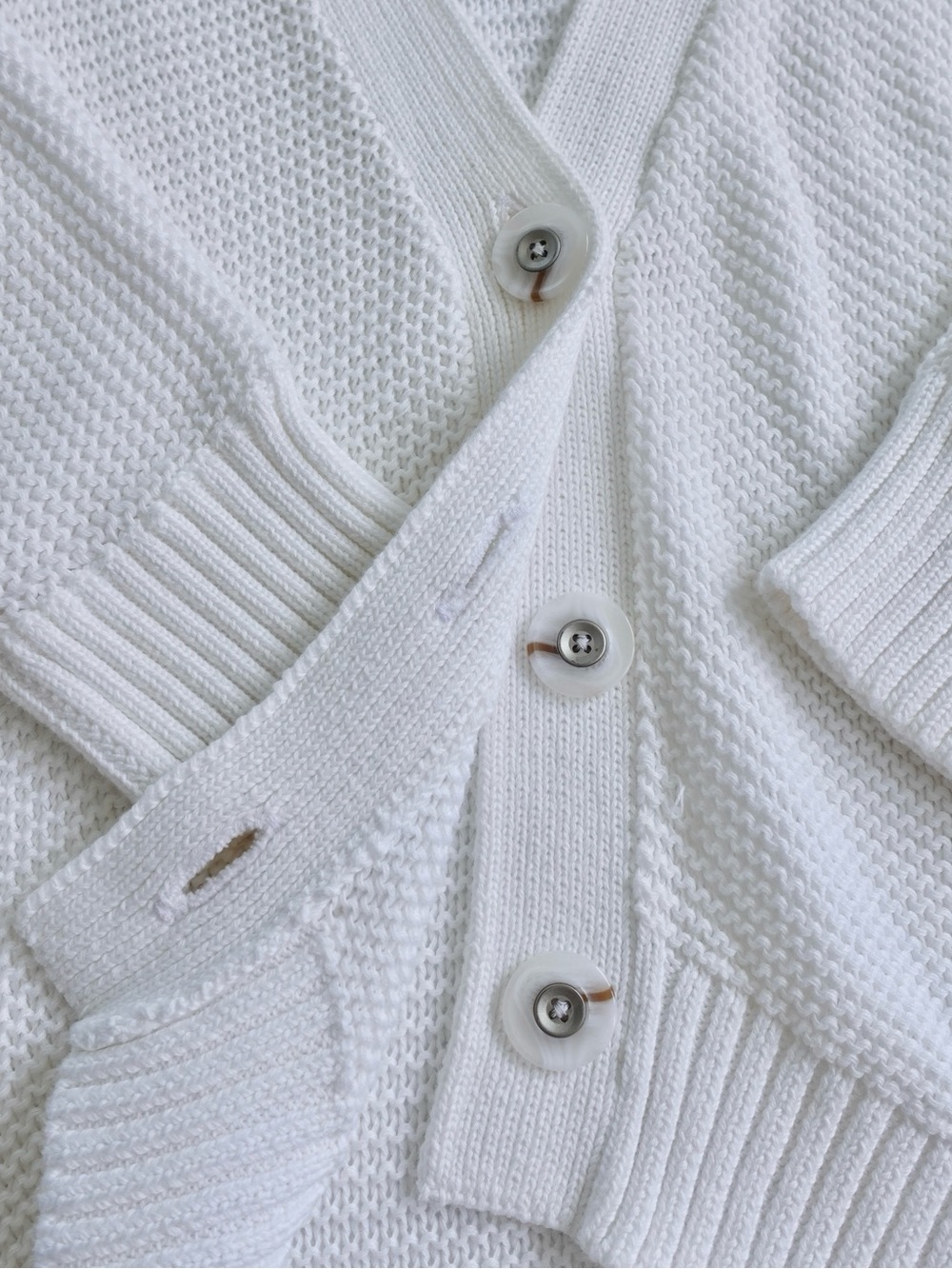 Autumn Cashmere White Knit Button-Front Cardigan | Extra Small - Picture 4 of 7